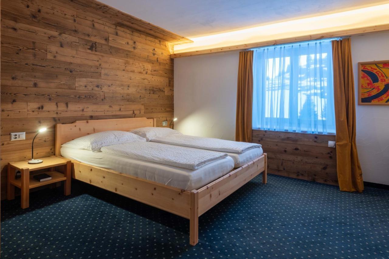 Hotel Grischuna 比维奥 外观 照片